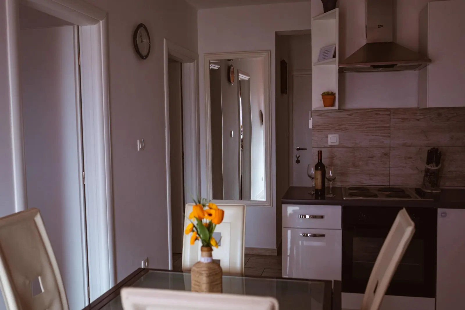 Apartment 4+2 8