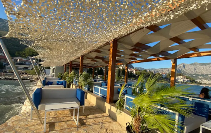 Shooko bar